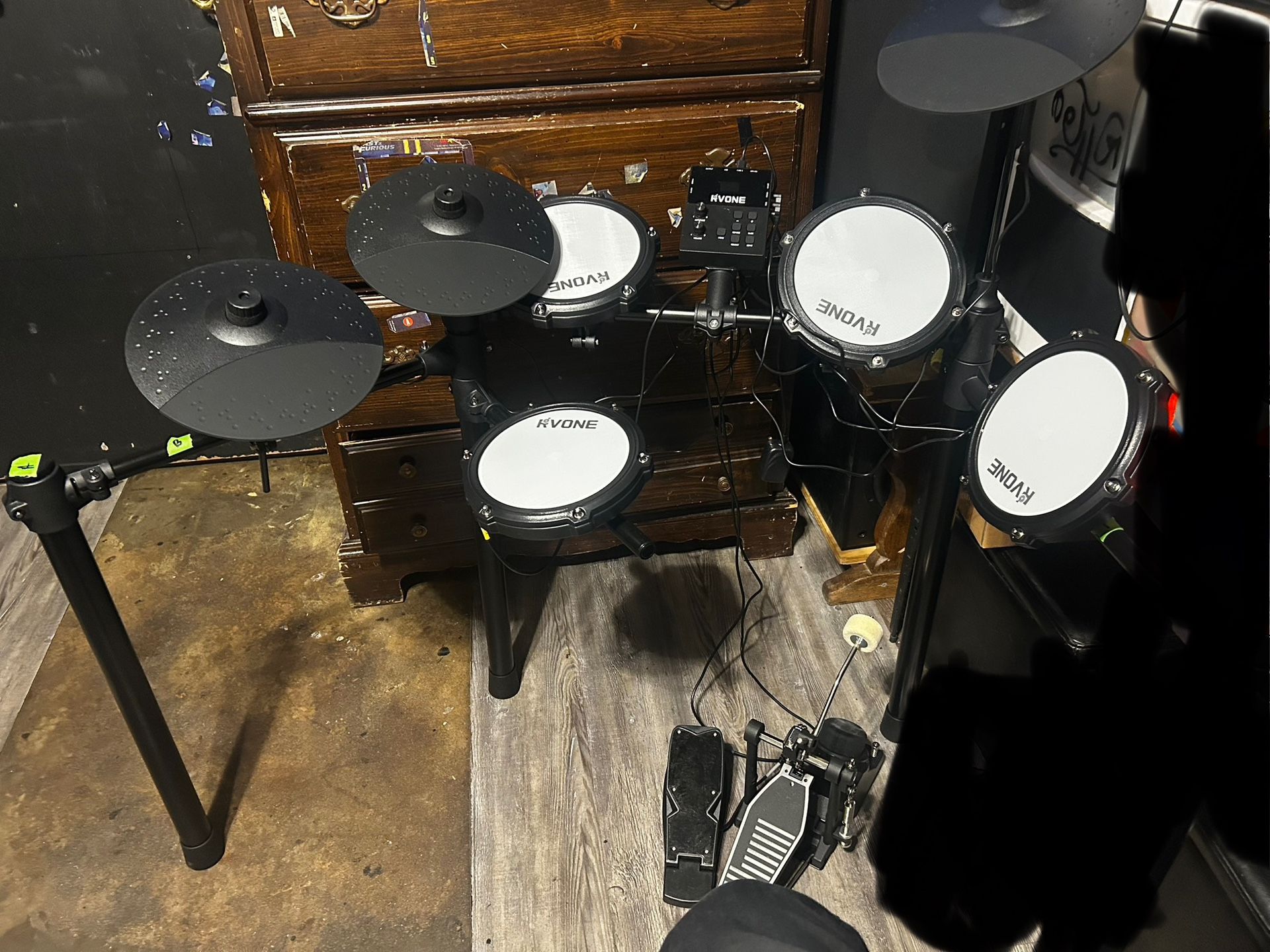 Rvone Red-200 Electric Drum Set