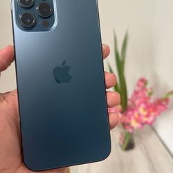 iPhone 12 Pro Max  , Factory Unlocked,  Excellent Condition Like New 