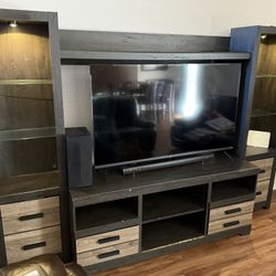 Ashley Furniture Signature Design Entertainment stand