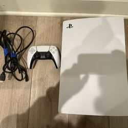 PS5 Disc Console (CFI-1115A) + 1 Controller + Cables — Excellent