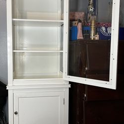 Dresser To Put Stuff
