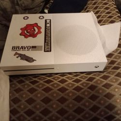 Broken Xbox One For Parts 