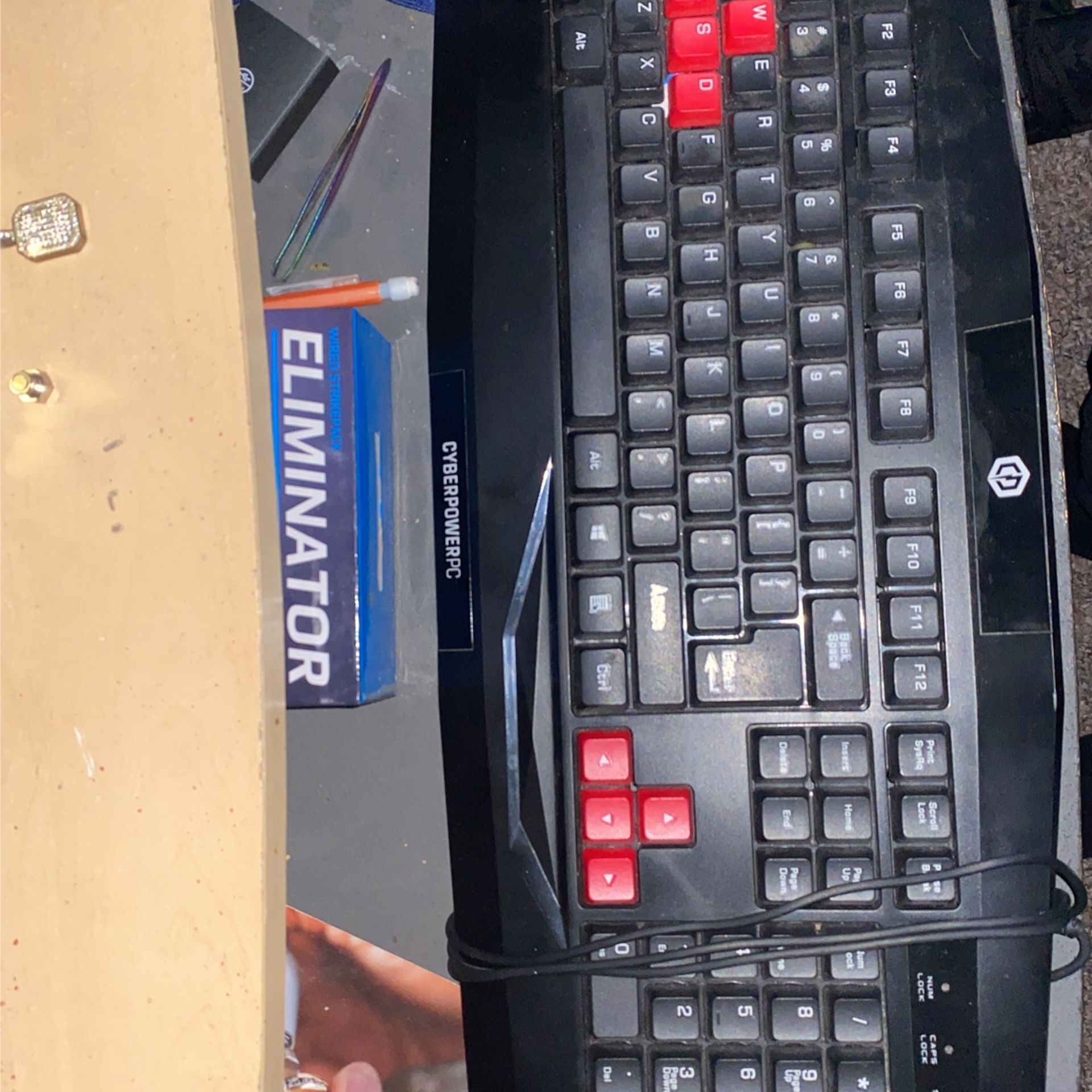 Cybe power Keyboard