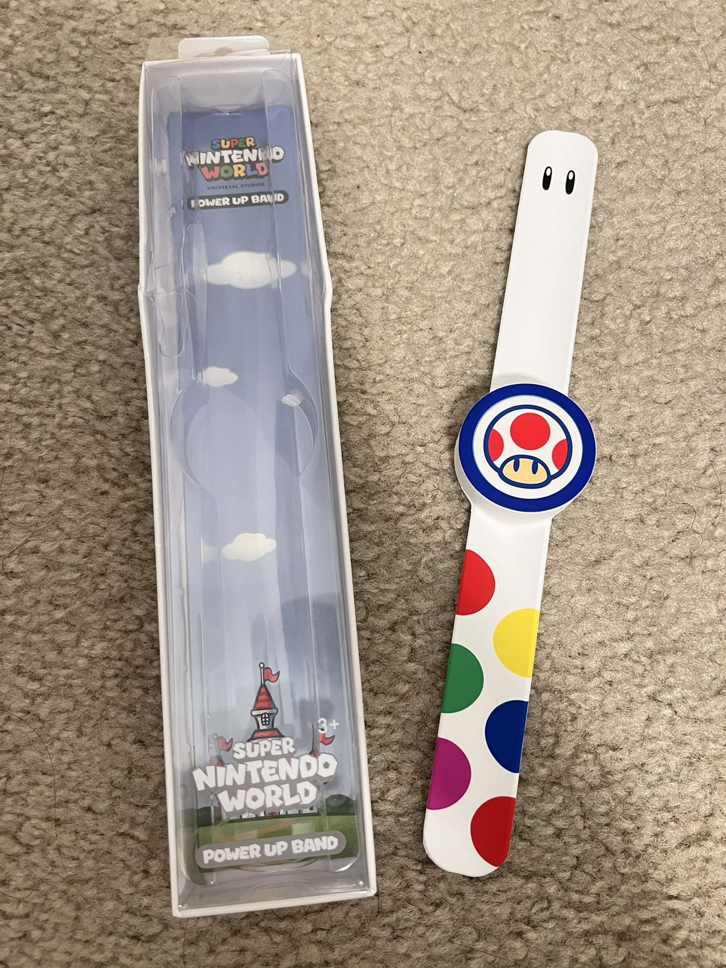 Super Nintendo World’s Power-Up Bands( Universal Studios)