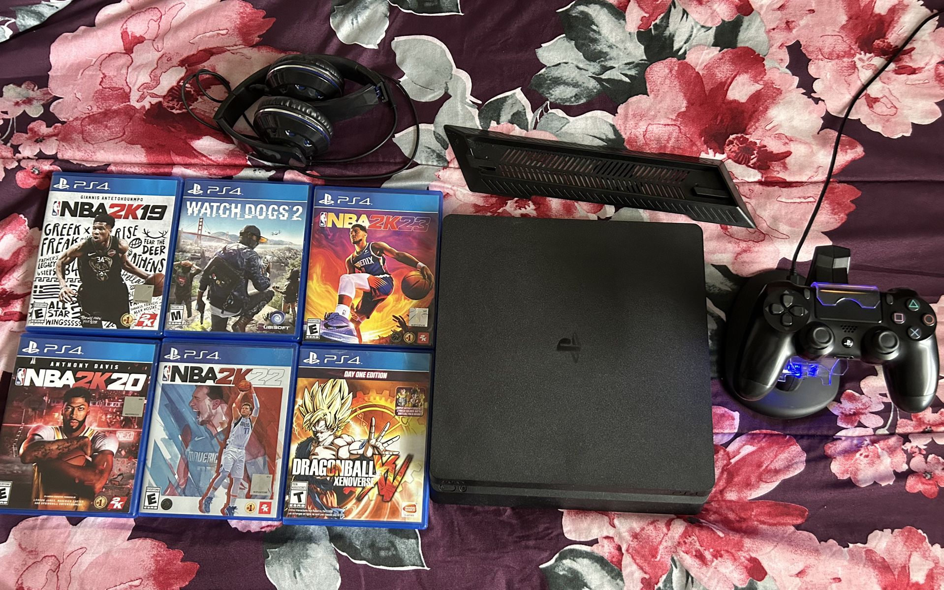 Slim PS4 With Accessories and games  