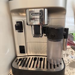 Delonghi Magnifica Evo