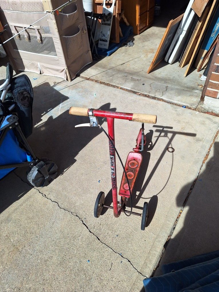 Old School Scooter
