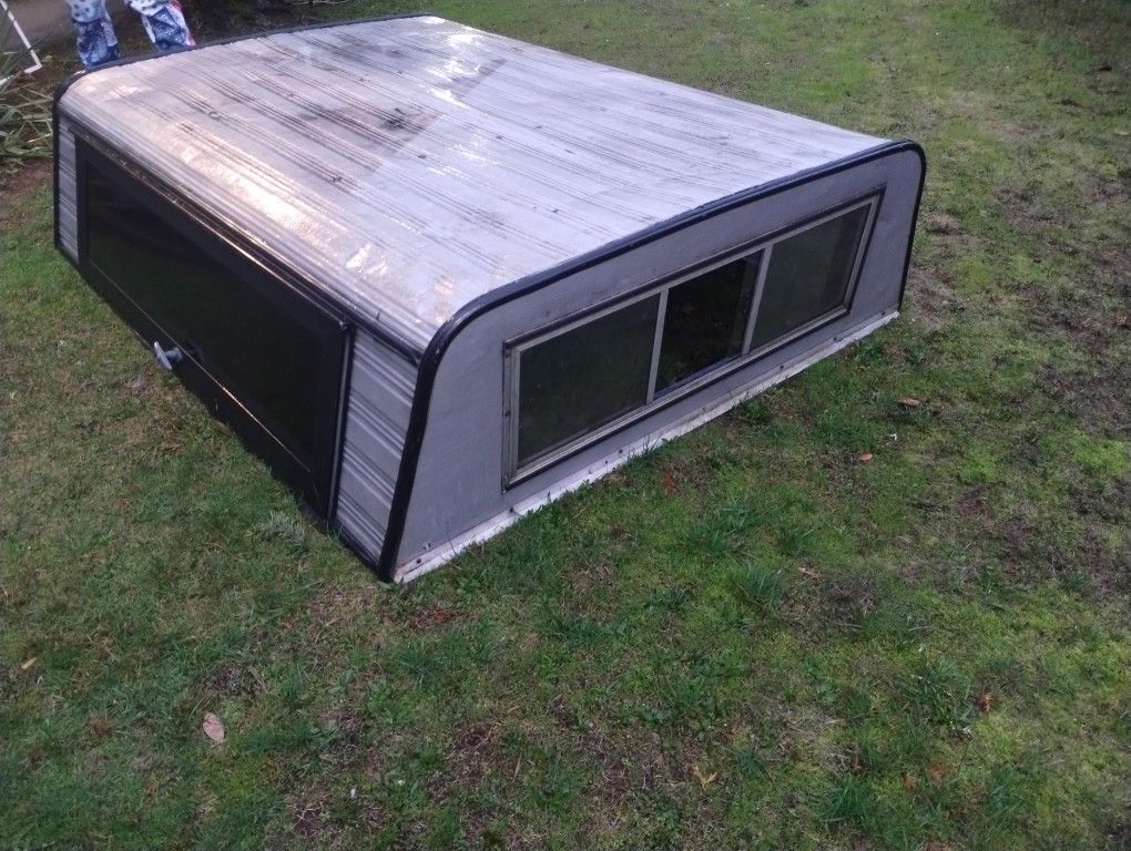 Camper Shell /Bed Cover 