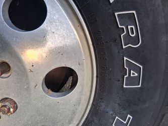 Set of 6- 265/75 R16 Tires
