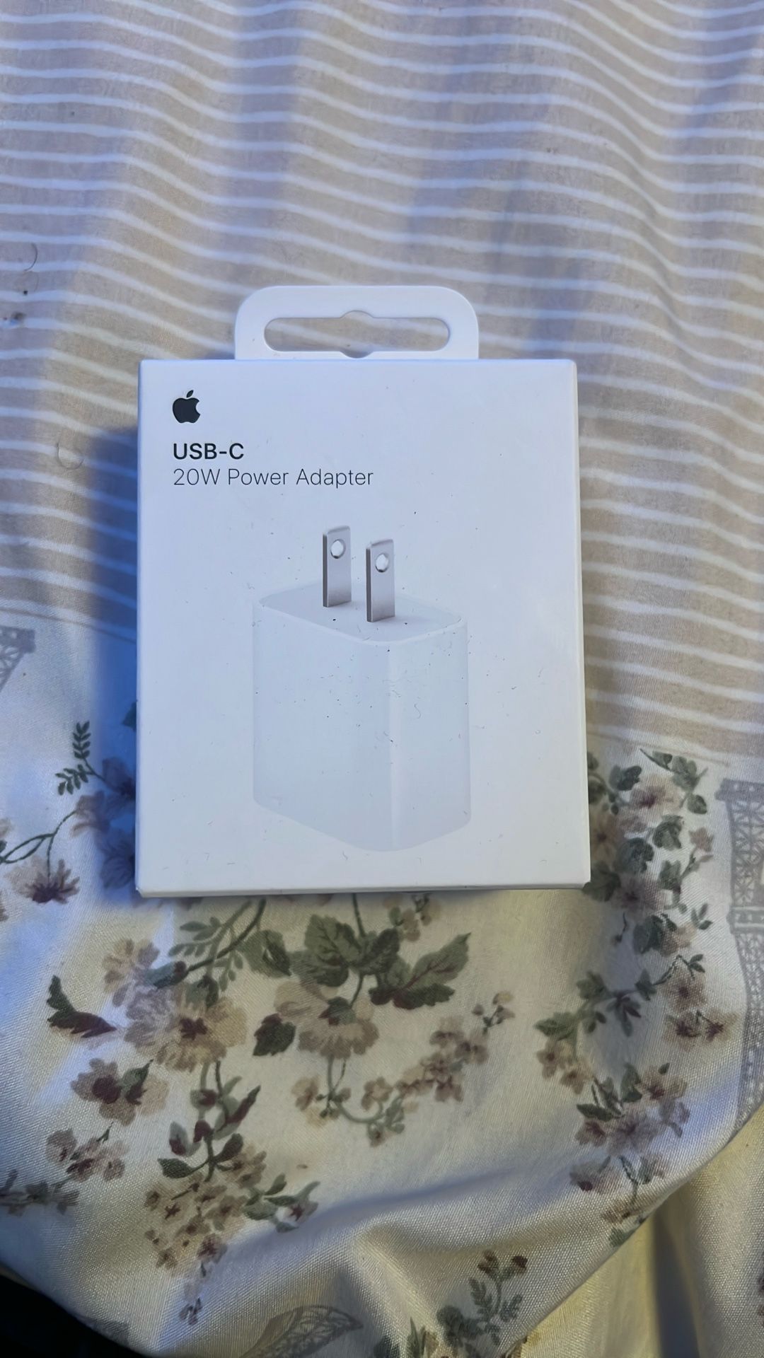 USB-C 20w Power Adapter