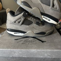 Jordan 4 Size 10