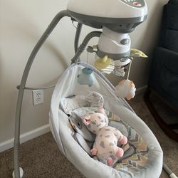 baby motorized swing with mobile 
