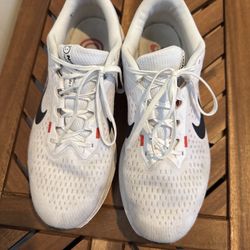 Nike Running Shoes Size 11