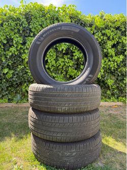 Michelins Defenders 2- 255/65R18 111H