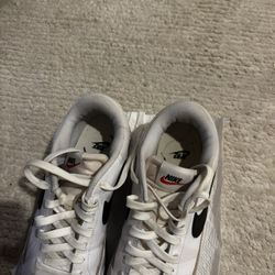 nike women’s court legacy lift size 8.5 like new