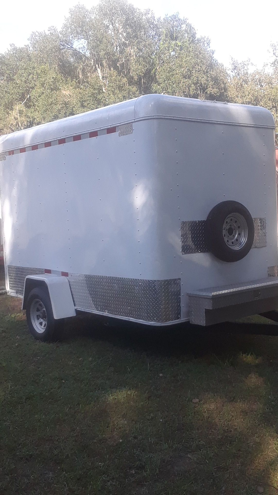 6x10x6.5 tall enclosed trailer $1500
