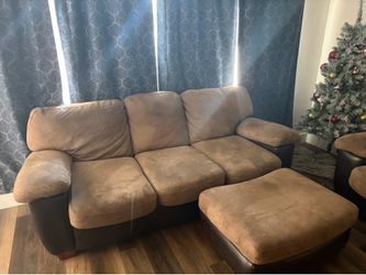 Brown Sofa Set + 2 Ottomans