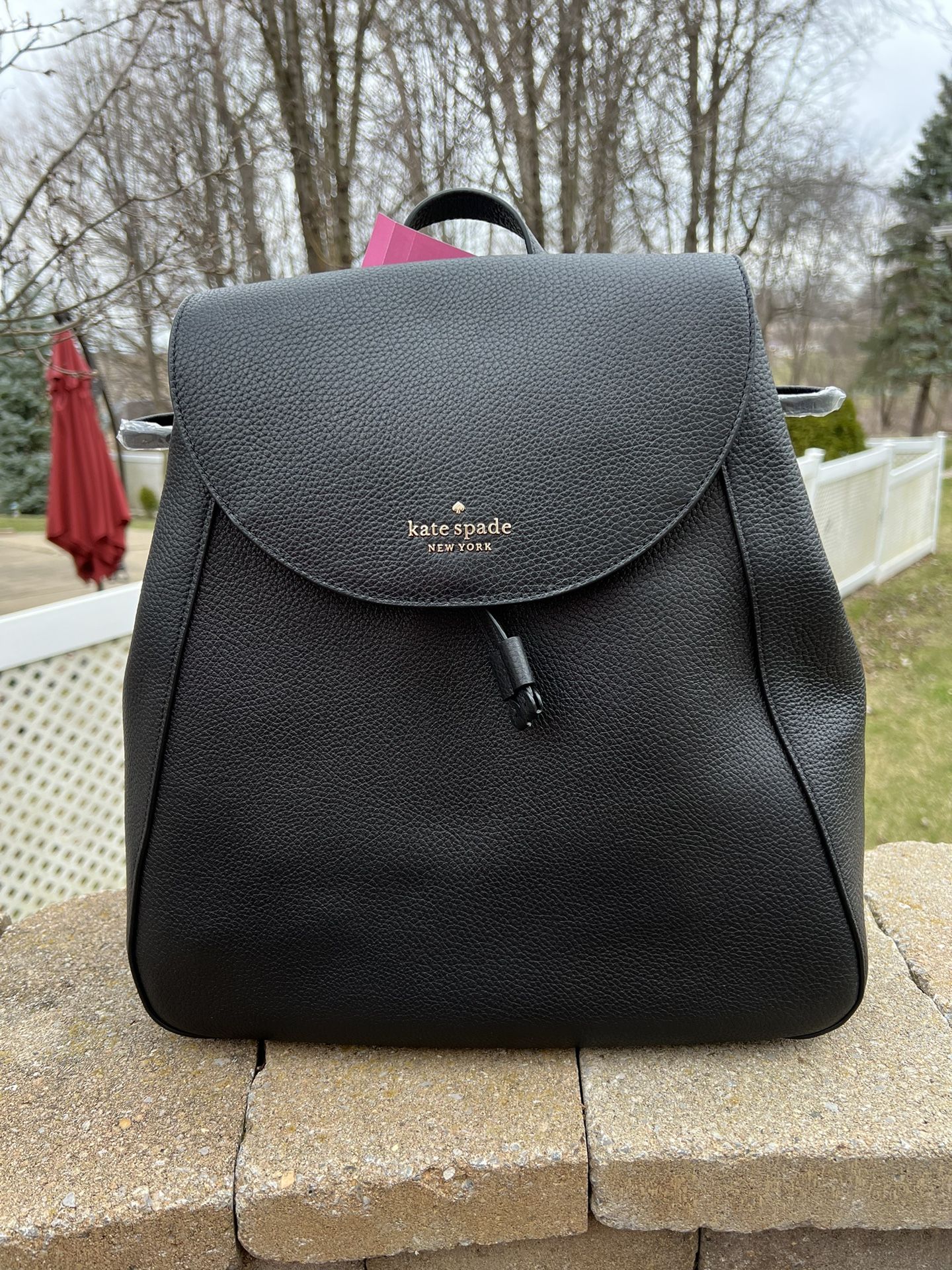 Kate Spade Leila Large Flap Backpack for Sale in Orland Park, IL - OfferUp