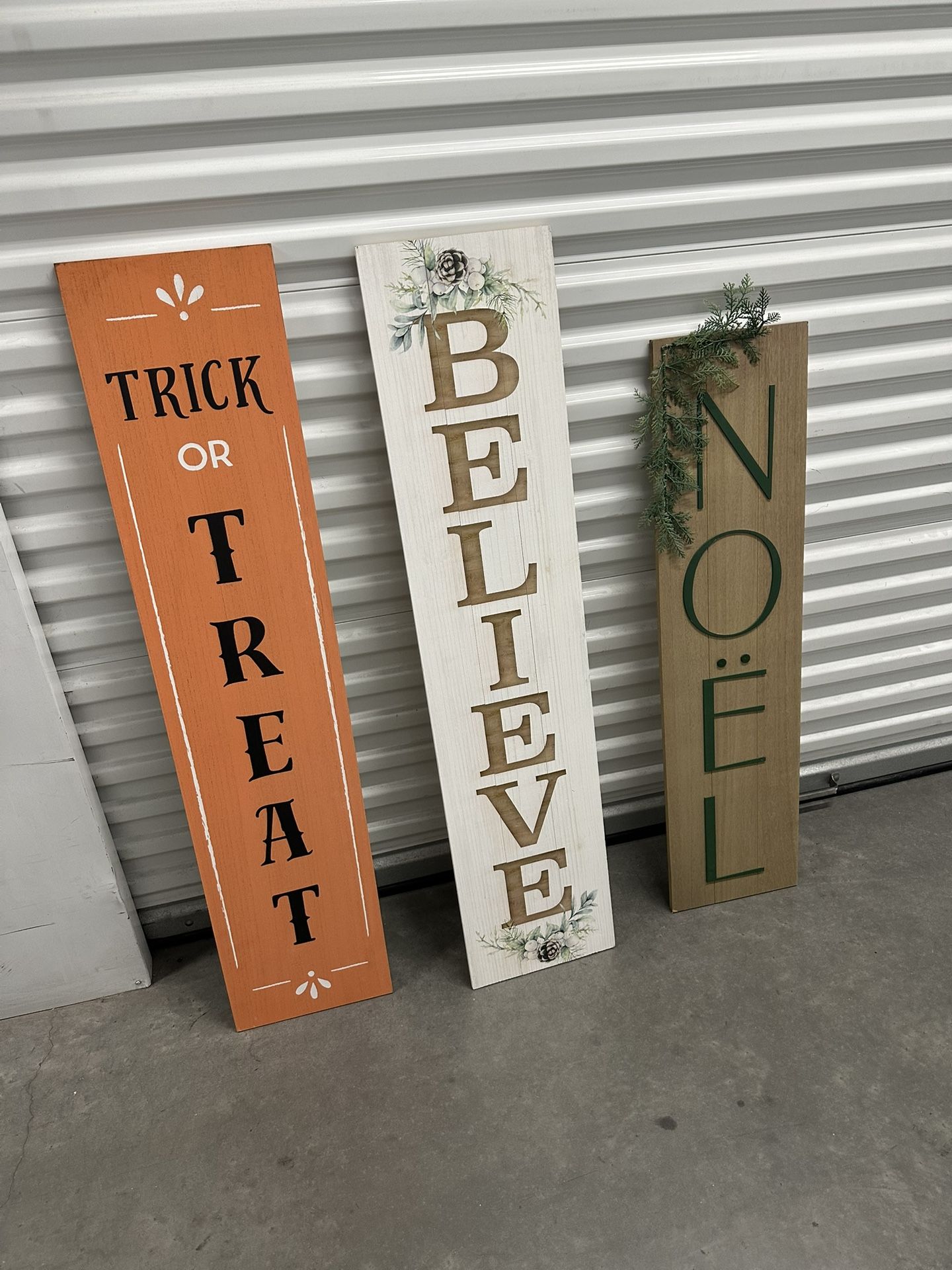 Holiday Welcome Signs