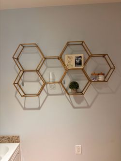 Hexagon Shelves (2 units)