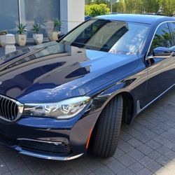 2017 BMW 740i CREAMPUFF!