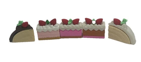 Miniature Strawberry Cake Slice Set