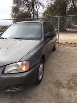 2002 Hyundai Accent 1.6 for parts