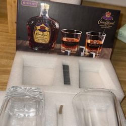 Crown Royal Glass Set