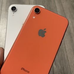 iPhone XR unlocked plus warranty 