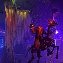The Home Depot's 15-foot Towering Ghost and HEADLESS HORSEMAN 8.5 FOOT GIANT SIZE ANIMATED LED