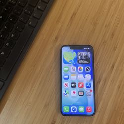 iPhone 13 mini (256gb) good battery unlocked black color