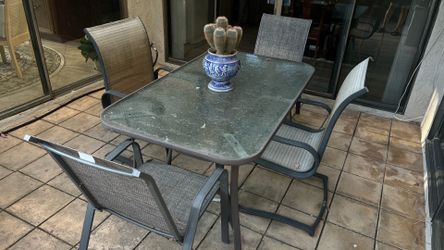 Yard table with 5 chairs