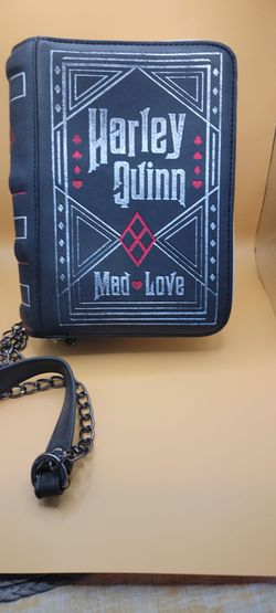 HARLEY QUINN BOX BOOK PURSE IN GREAT CONDITION