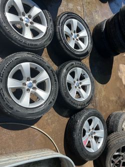 Dodge Charger wheels and tires