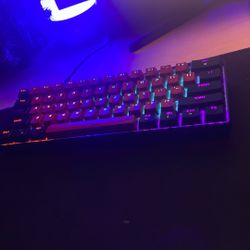 blue switches gaming keyboard almost brand new