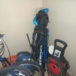 Full Set Of Strata Golf Clubs