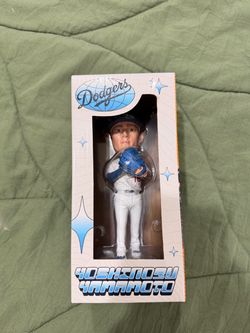 Yamamoto, Ohthani and Valenzuela bobble heads