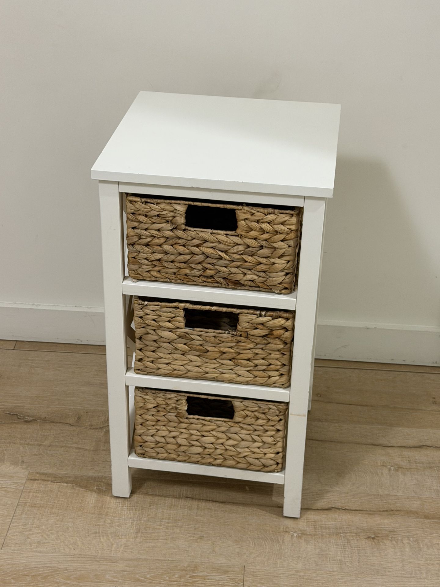 $30 - WHITE CHEST - 3 DRAWER