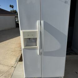 Kenmore Refrigerator