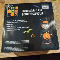 4 Foot Tall LED Inflatable Scarecrow Brand New