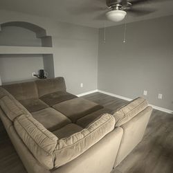 Modular 6 piece  sectional sofa