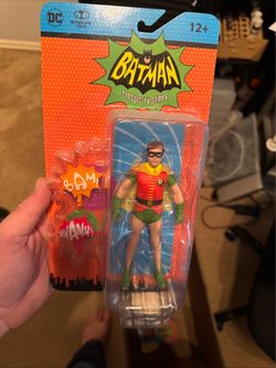 Mcfarlane toys Retro Robin