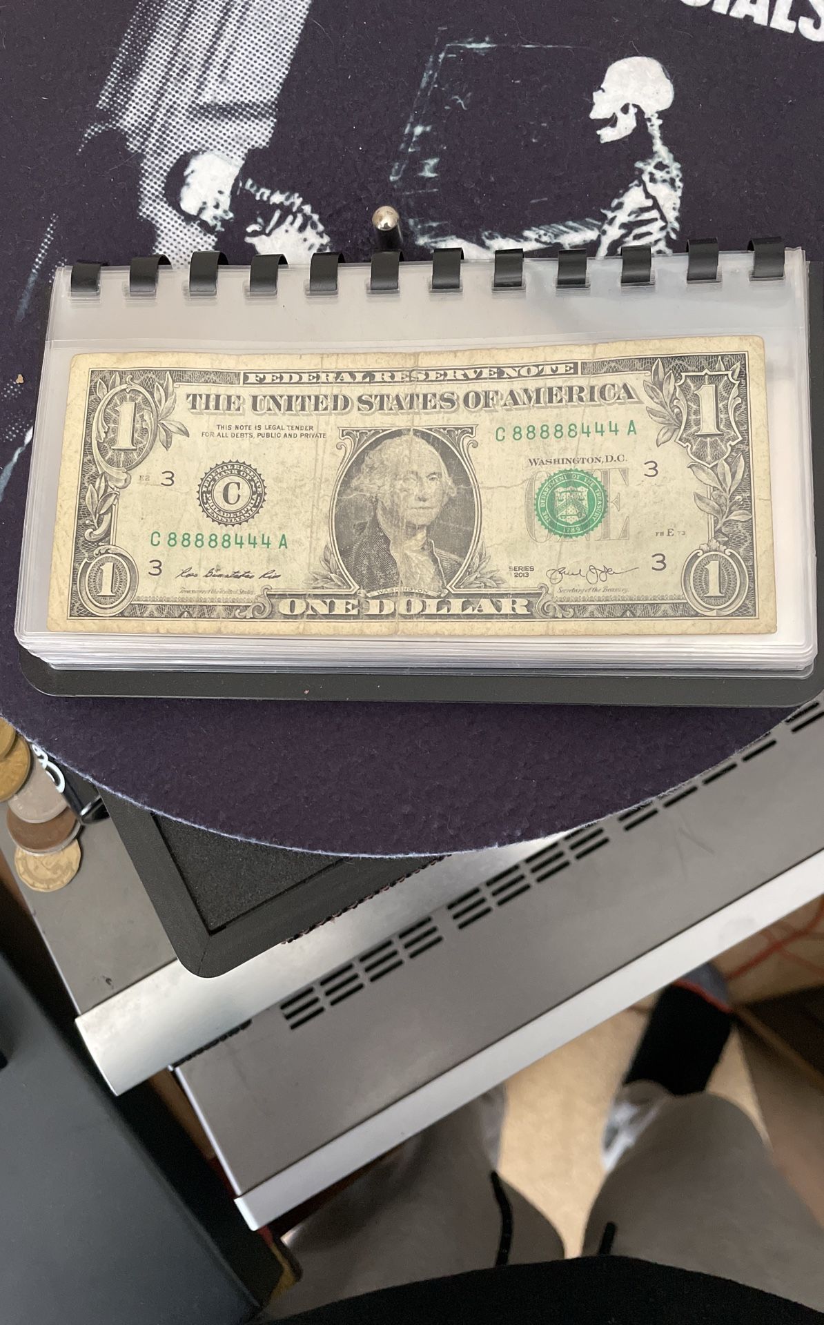 2013 $1 Fancy Serial # 88888444 Collectibles & Art