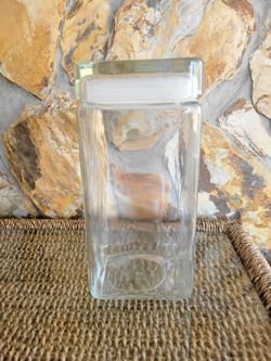 Anchor Hocking 9.5" (inch) Square Clear Glass Candy / Cookie Jar With Lid