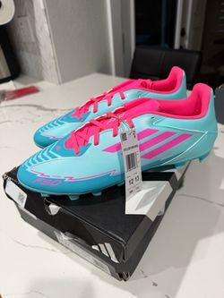 Messi adidas cleats F50