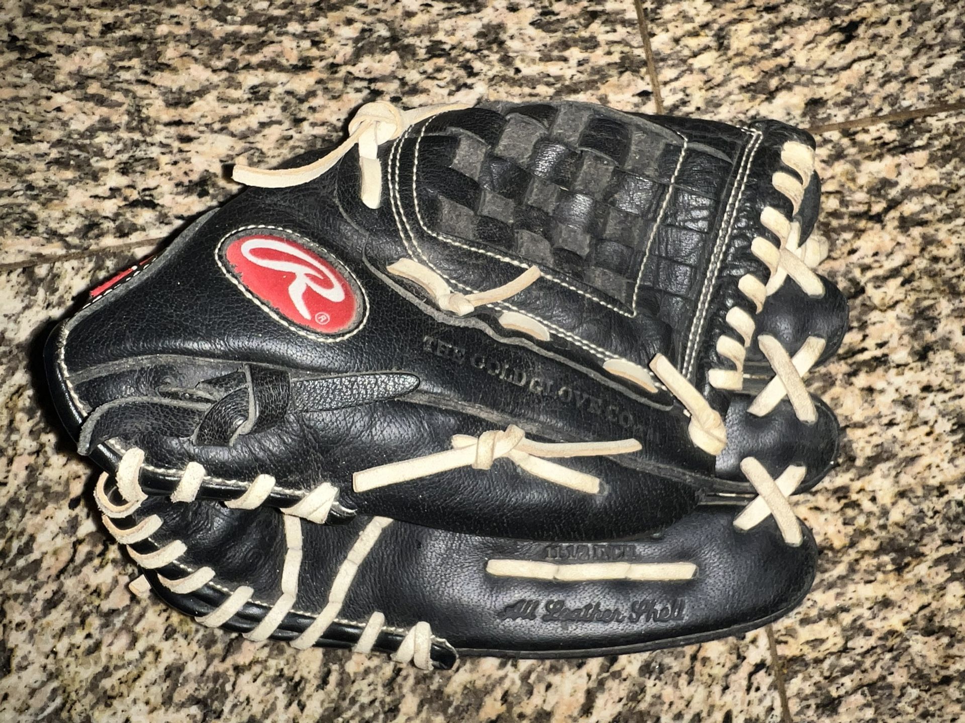 Rawlings TP1150BC Pro Taper 11.5” Baseball Glove Right Hand Throw Discontinued