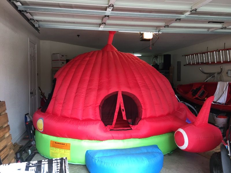 Little Einstein Rocket Bouncer