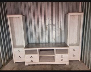 Beautiful entertainment center