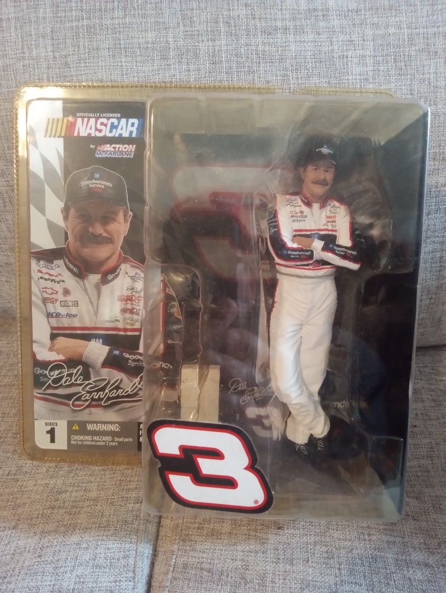 NASCAR Dale Earnhardt Action Figure 
