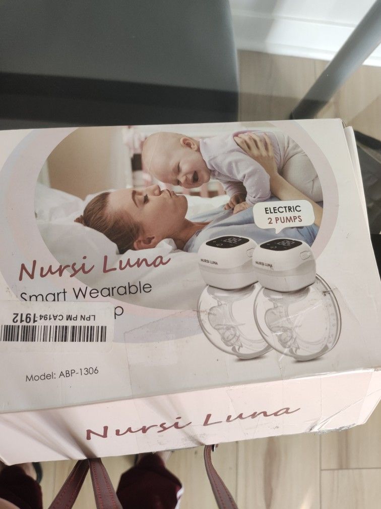 Smart Wearable Breast Pump 